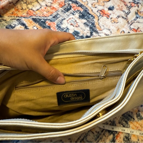 Vintage Austin Designs Leather Cream Crossbody Shoulder Bag - Neutral Purse - Picture 8 of 10